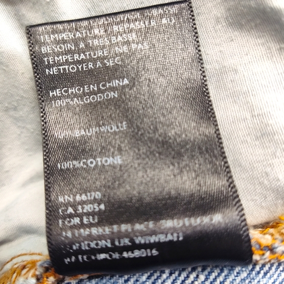 BDG Womens Jeans Size 26W Blue Denim HighGate Mid Rise Straight Leg Cropped - Picture 6 of 9